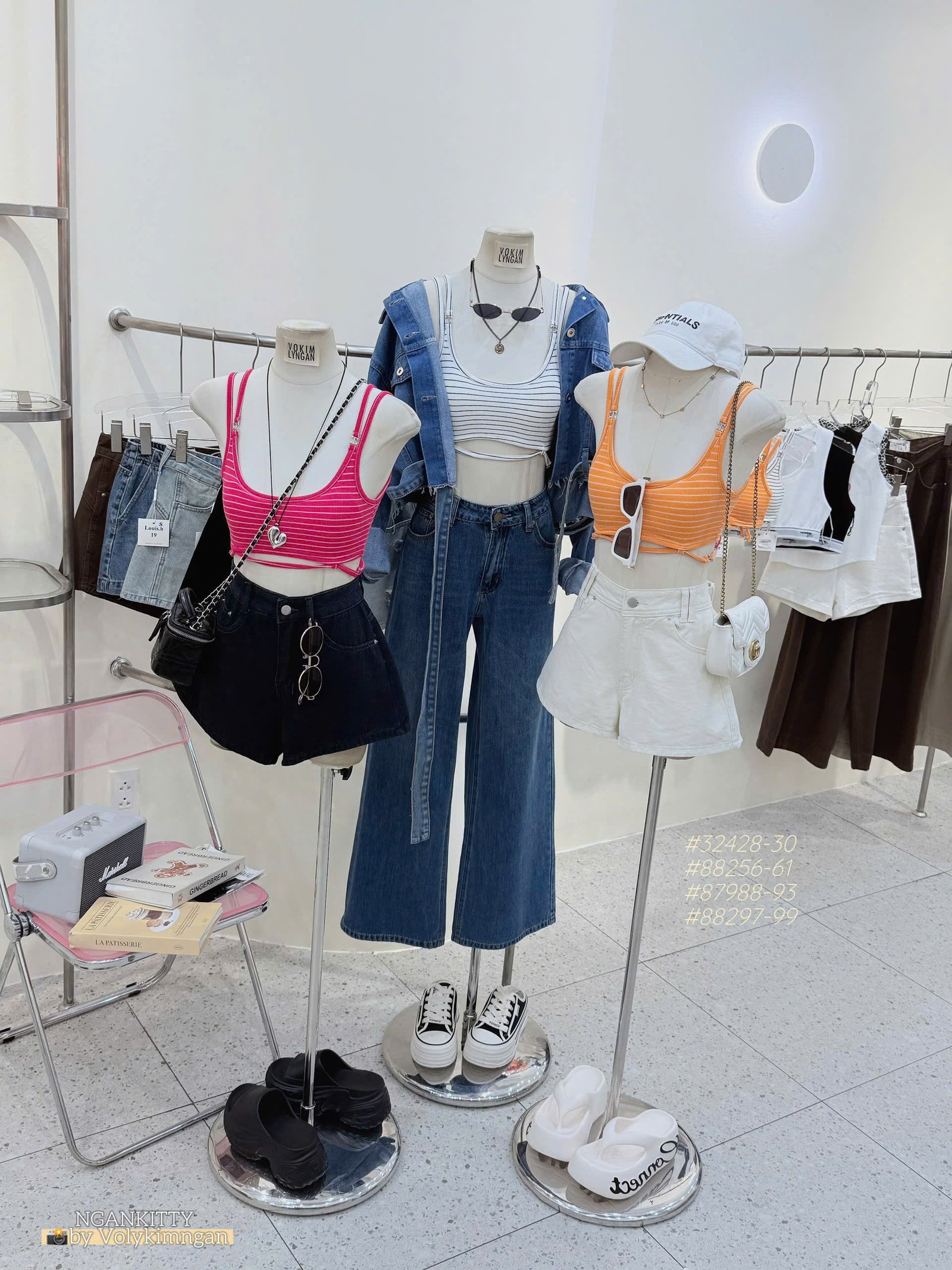 Áo crop sọc 2 dây khoá sắt