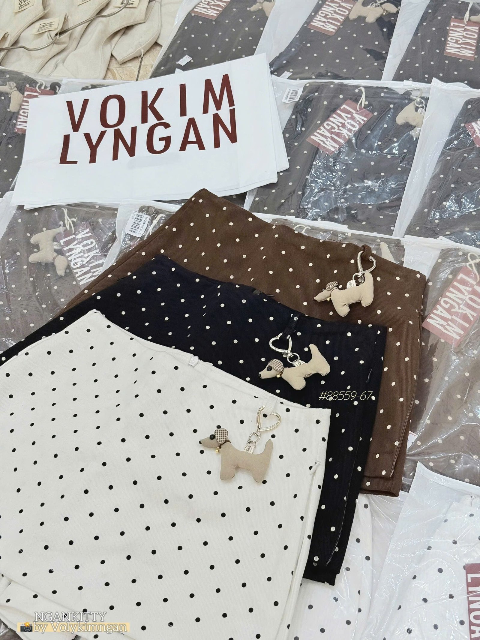 Chân váy chấm bi + charm - Ảnh 5