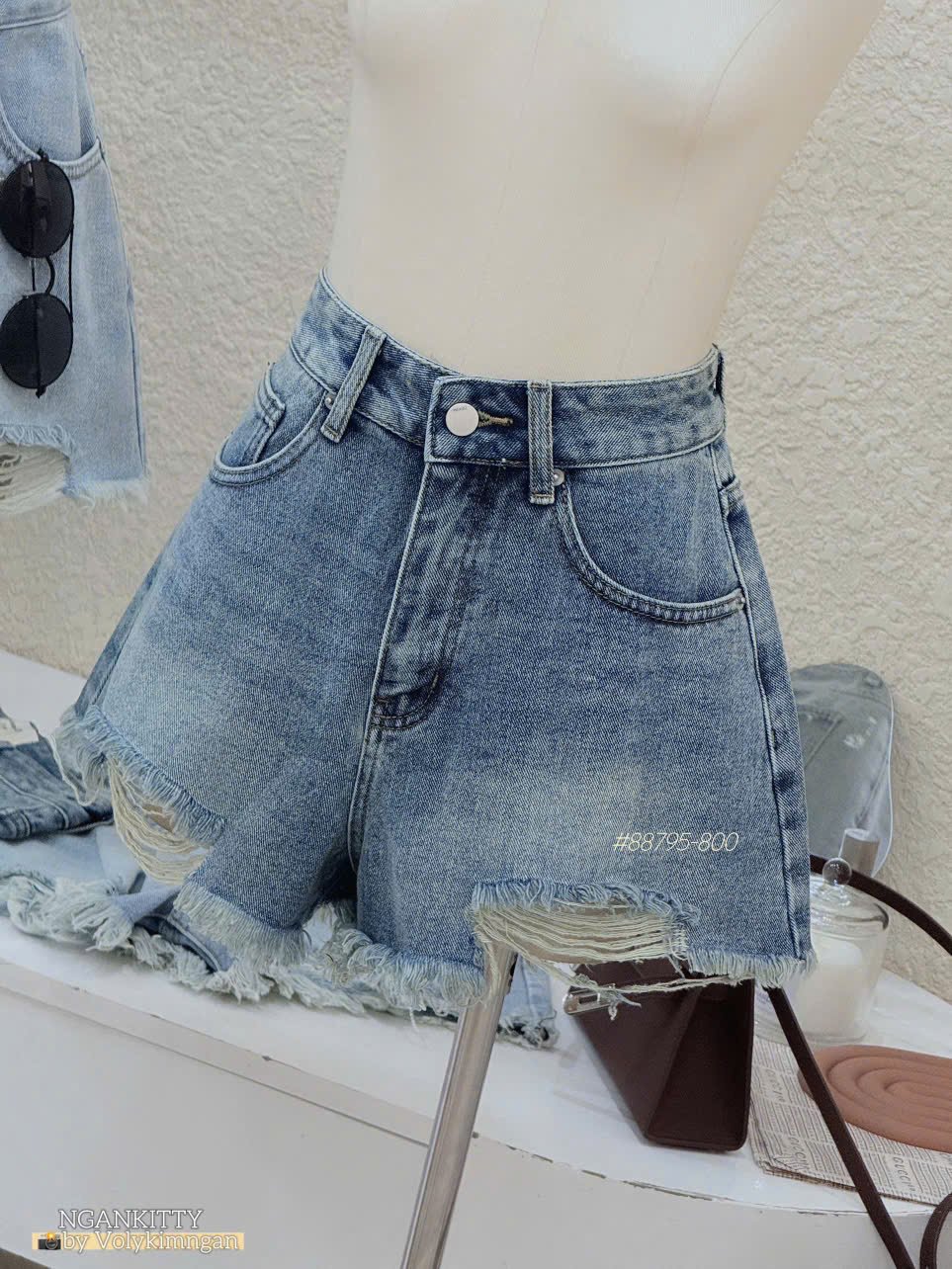 Quần short jean rách SH952 - Ảnh 3