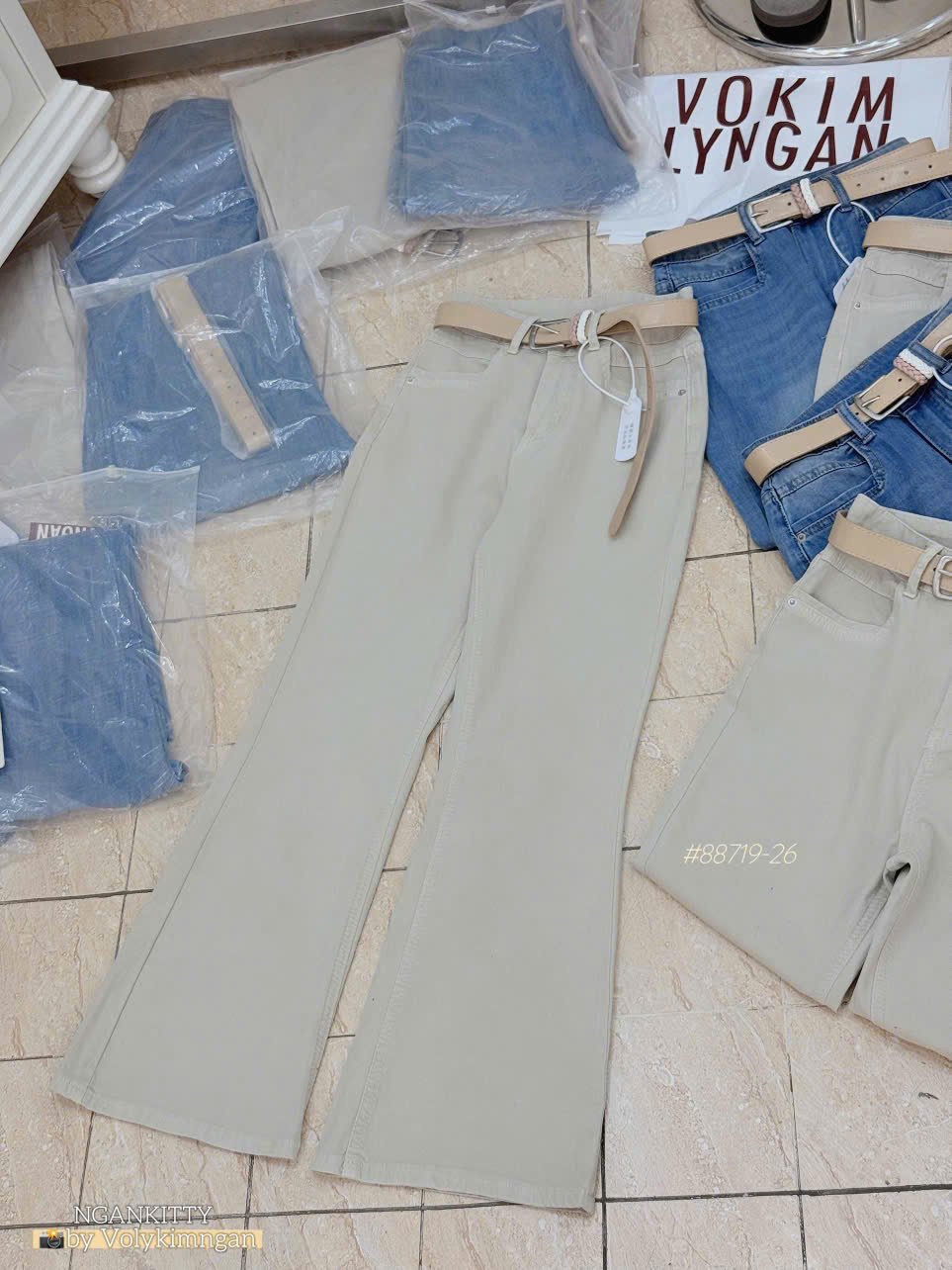 Quần jean loe trơn kèm belt - Ảnh 6