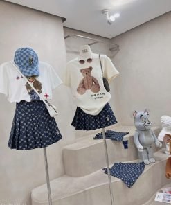 Chân váy xếp li Gấu TTWN XANH 50